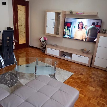 Апартаменты Apartamento Araceli Proximo A Clinica Oftalmologica Fdez Vega Овьедо Экстерьер фото