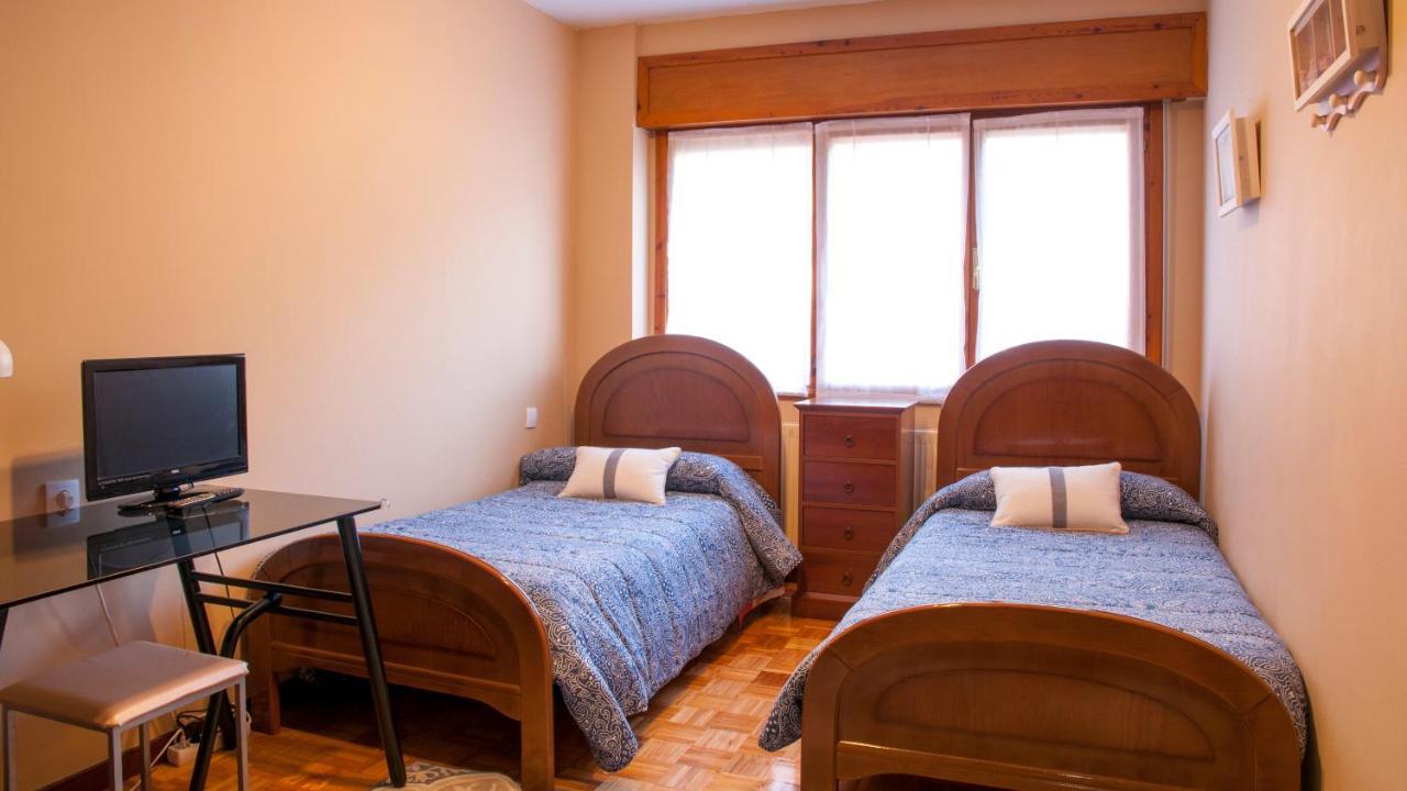 Апартаменты Apartamento Araceli Proximo A Clinica Oftalmologica Fdez Vega Овьедо Экстерьер фото